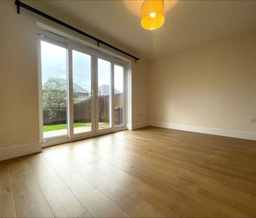 4 bedroom terraced house to rent - Photo 1