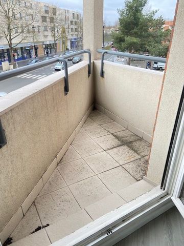 T2 Montigny-le-Bretonneux 37 m² - Photo 3