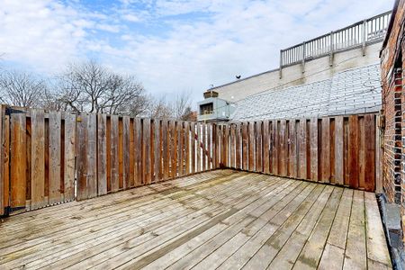 For Lease - 1228 King Street Unit# A, Toronto, Ontario - Photo 2