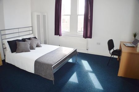 4 Bed Semi-Detached House, Montpelier Road, NG7 - Photo 4