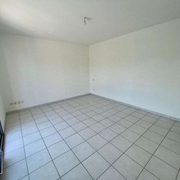 Location Appartement 1 pièce 25m² NIORT 79000 - Photo 1