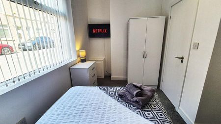 1 bedroom terraced house to rent - Photo 2