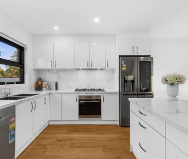 2/1 Banool Quadrant, Doncaster East - Photo 2
