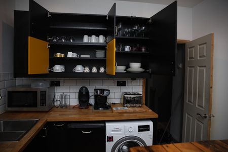 2 Bed Semi-Detached House, Trent Road, LU3 - Photo 3