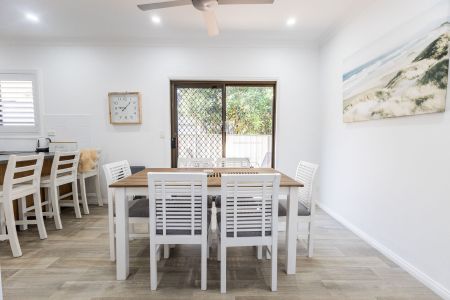 Three bedroom duplex in the heart of Shoal Bay - Photo 5