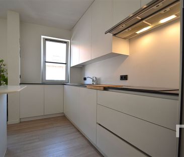 Compact appartement in centrum Ieper - Photo 3