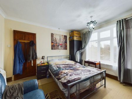 3 bedroom detached house to rent - Photo 3