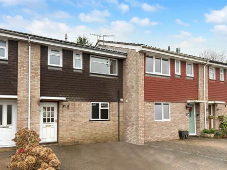 3 bedroom terraced house to rent - Photo 4