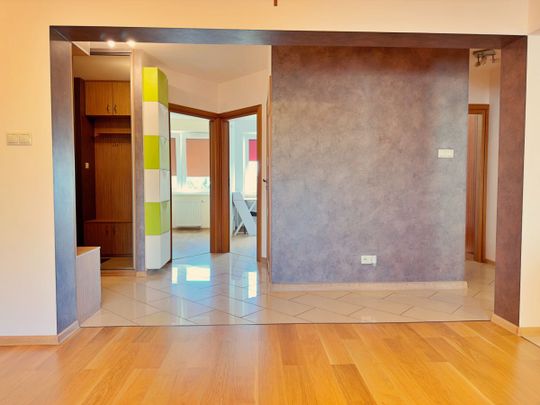 Duże mieszkanie z 3 sypialniami na Zielonym Jarze - Zdjęcie 1