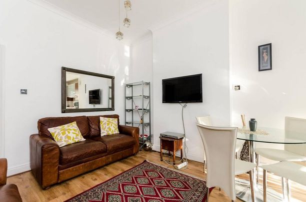 1 bedroom flat to rent - Photo 1