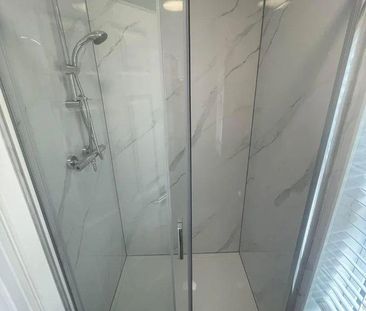 1 bedroom in a house share to rent - Photo 6