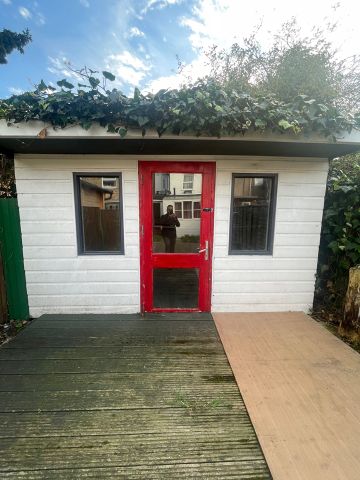 Studio Flat, London, N18 - Photo 4