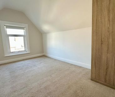 3 bedroom Flat To Let Total Size: 1217 SQ FT - Photo 3