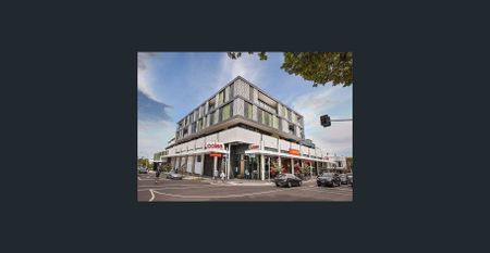 STYLISH FIRST FLOOR APARTMENT IN THE HEART OF BAY STREET - Photo 3