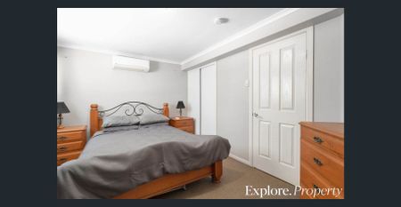 Furnished 1 bedroom unit - Photo 4