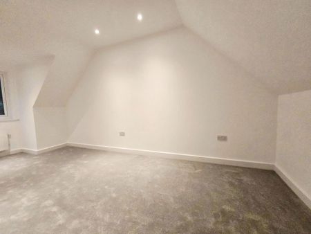 5 bedroom terraced house to rent - Photo 2