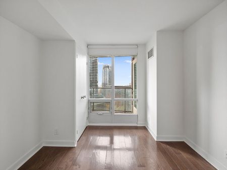 For Lease - 373 FRONT ST WEST Street Unit# 2903, Toronto, Ontario - Photo 5