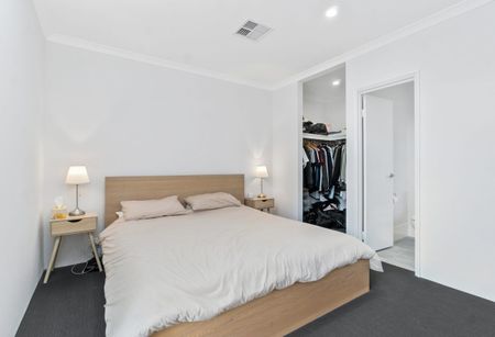 Lifestyle, Location & Low-Maintenance Living! - Photo 4