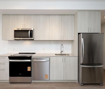 For Lease - 3250 Carding Mill Trail Unit# 212, Oakville, Ontario - Photo 6