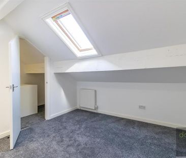 2 bedroom detached house to rent - Photo 4