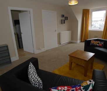 Property to let in St Andrews - Photo 4