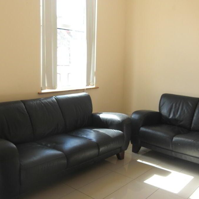 Cromwell Road, Botanic Avenue, Belfast, BT7 1JW - Photo 1