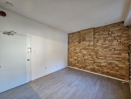 For Lease - 72 Wellesley Street Unit# 105, Toronto, Ontario - Photo 2