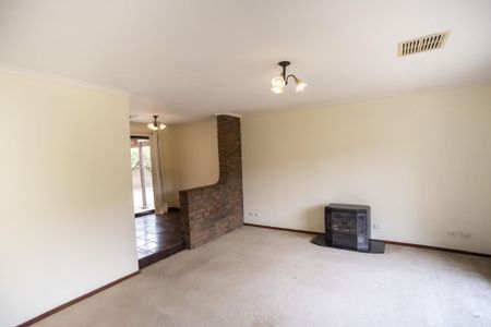 68 Zwerner Drive, Hallett Cove - Photo 4