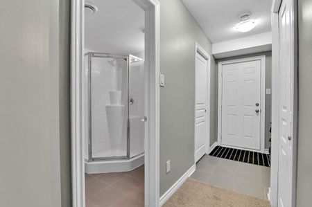 For Lease - 604 Brian Good Avenue Unit# 3, Blossom Park - Airport and Area, Ontario - Photo 4