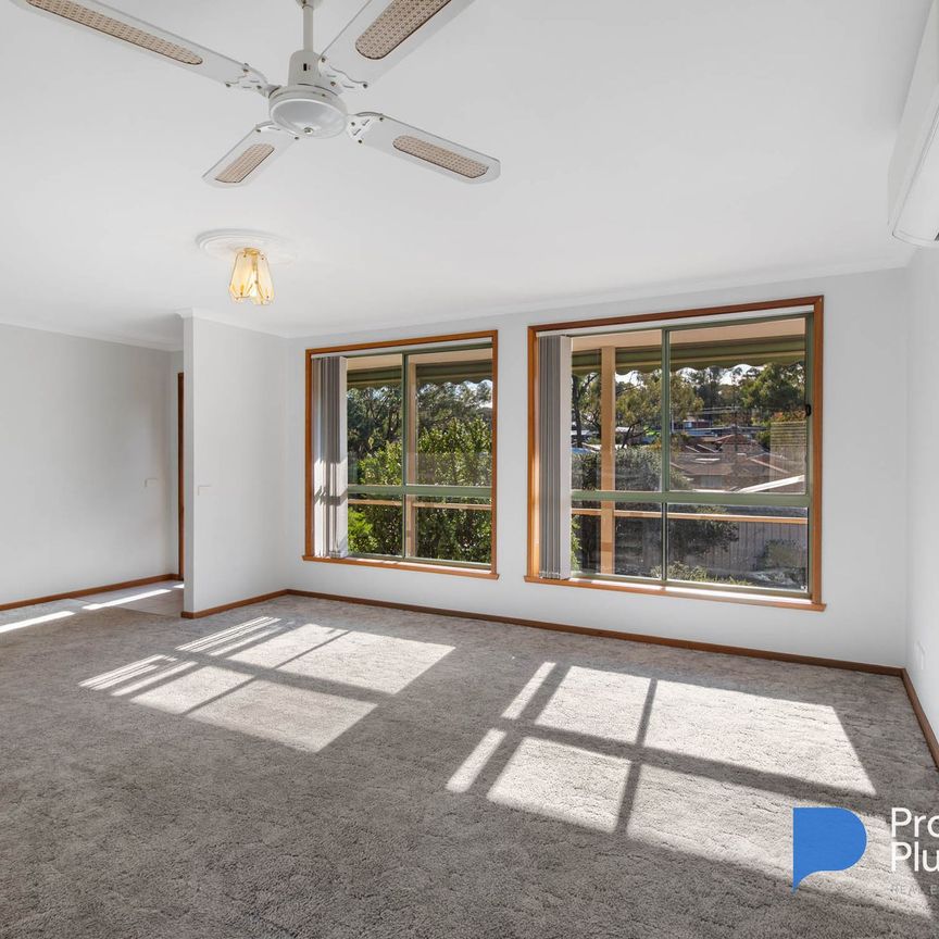 "Low-Maintenance Living in a Quiet Golden Square Court" - Photo 1