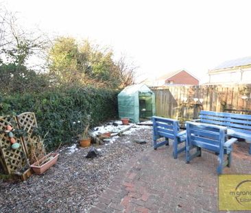 26 Arlington Drive, Belfast, BT10 0NQ - Photo 1