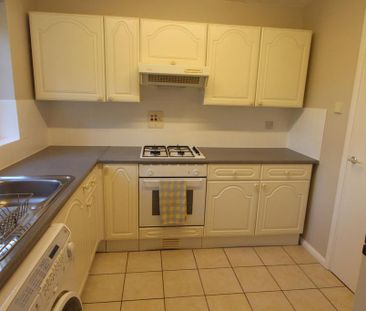 3 bedroom terraced house to rent - Photo 6