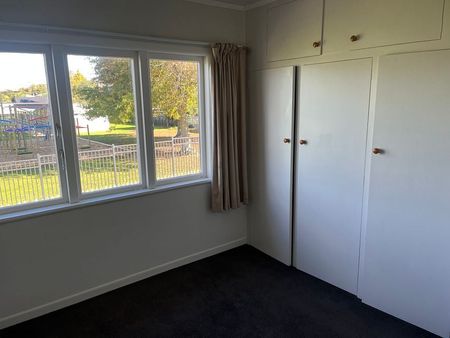 2 Bedroom Unit in Hamilton Central - Photo 4