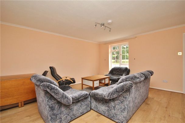 Southway, Guildford, Surrey, GU2 8DF - Photo 1