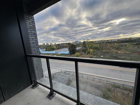 For Lease - 3071 Trafalgar Road Unit# 410, Oakville, Ontario - Photo 2