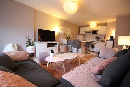 Appartement T3 avec parkings et terrasse - Photo 4
