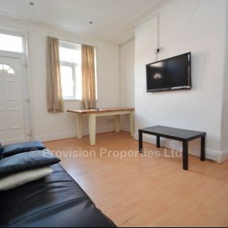 6 Bedroom Student House Flats Hyde Park Leeds - Photo 1