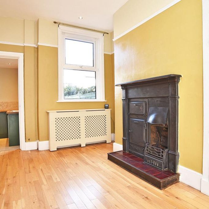 2 bedroom terraced house to rent - Photo 1