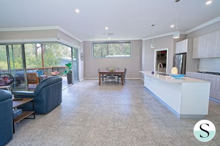 16 Grey Gum Trail, Murrays Beach NSW 2281 - House For Rent | Domain - Photo 4