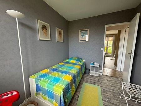 Location Maison 4 pièces 83m² - Photo 3