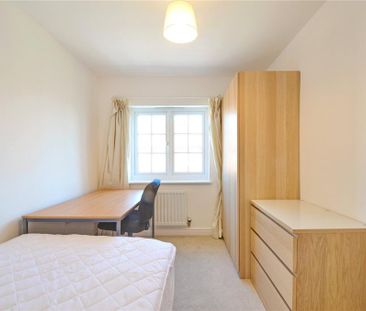 6 bedroom semi-detached house to rent - Photo 5