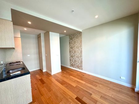 Modern and Convenient City Living – 1-Bedroom Apartment for Rent - Photo 3