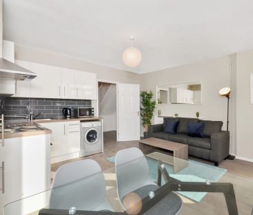 119 Candy Street-Room 1 - Photo 5