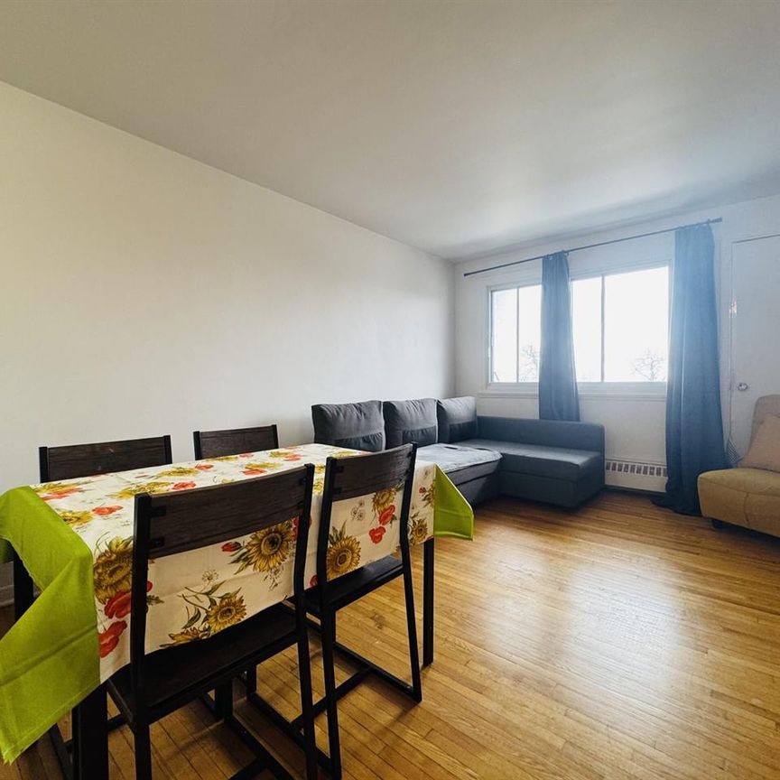 Châtelets Appartements Appartement 3 ½ à Louer Sainte-Foy / Sillery Juillet 2026 - Photo 1