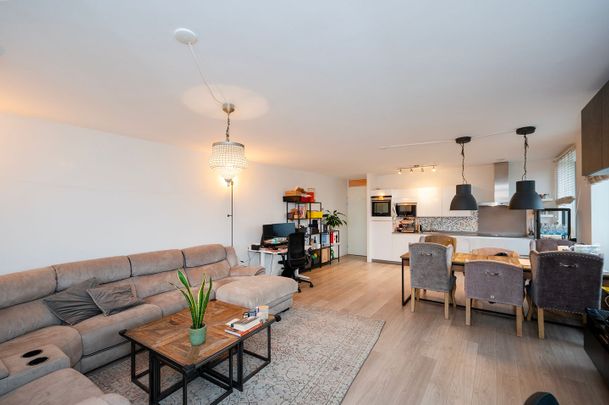 Appartement te huur: Titus van Rijnstraat 153 1058 GB Amsterdam - Foto 1