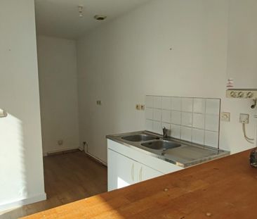 Location Appartement 2 pièces 58m² ELBEUF 76500 - Photo 2