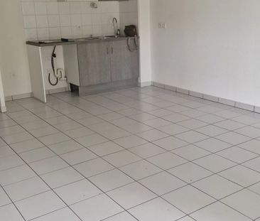 Location Appartement 3 pièces 61 m2 à Saint-Médard-en-Jalles - Photo 2