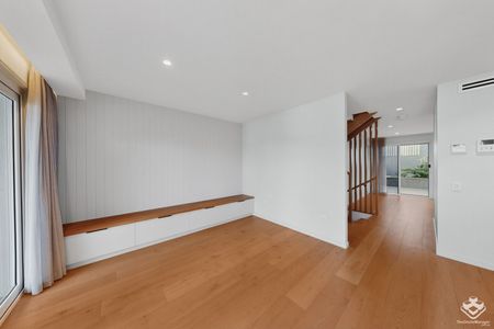 ID:21165938/7 Boyd Street, Bowen Hills QLD 4006 - Townhouse For Rent | Domain - Photo 2