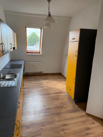 Ruhige helle 2 Zimmer Wohnung inkl Einbauküche - Foto 2