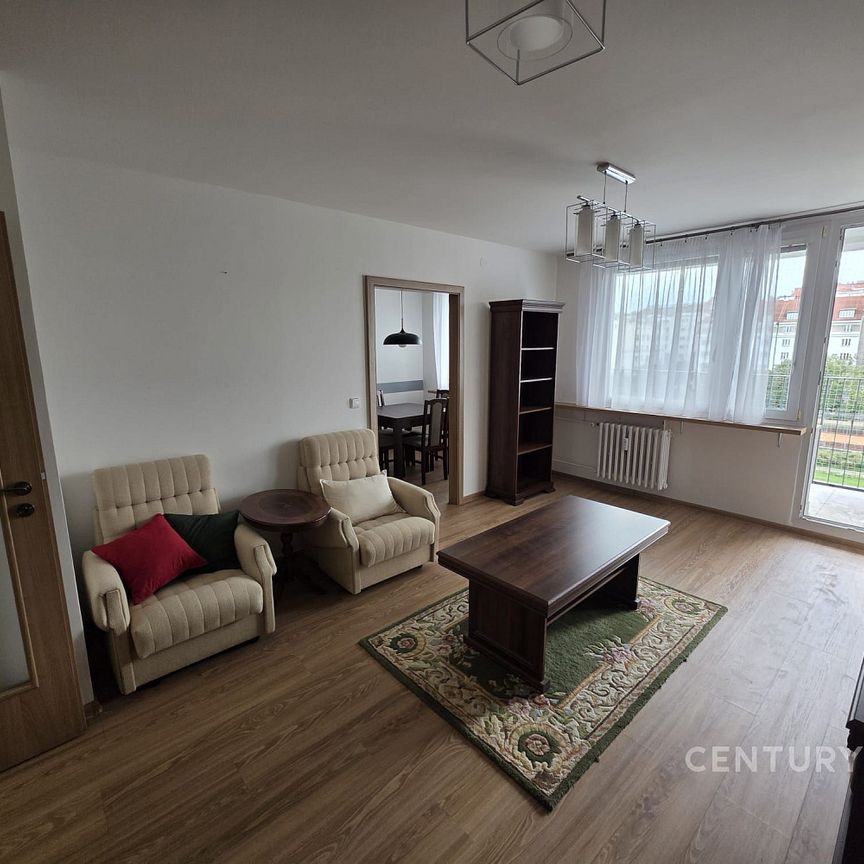 Pronájem bytu 3+1 72 m² - Photo 1